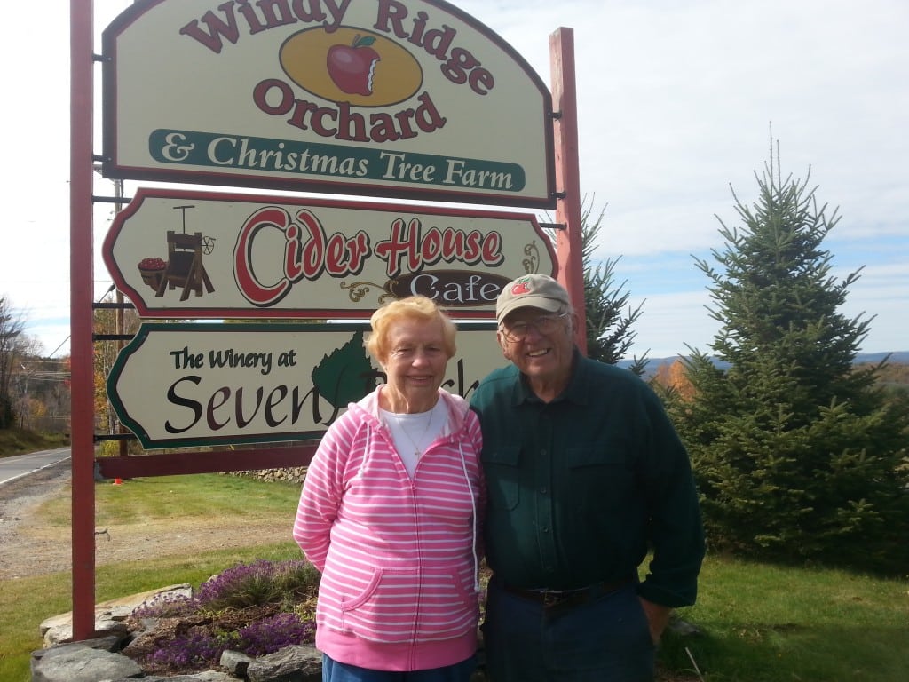 apple picking New Hampshire Pick Your Own NH Windy Ridge Orchard